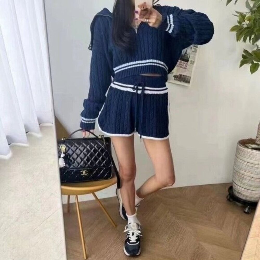 Women Outfit Two Piece Set Crop Sweater-Shorts Knit Blue Size M Sailor Neck - Picture 14 of 16